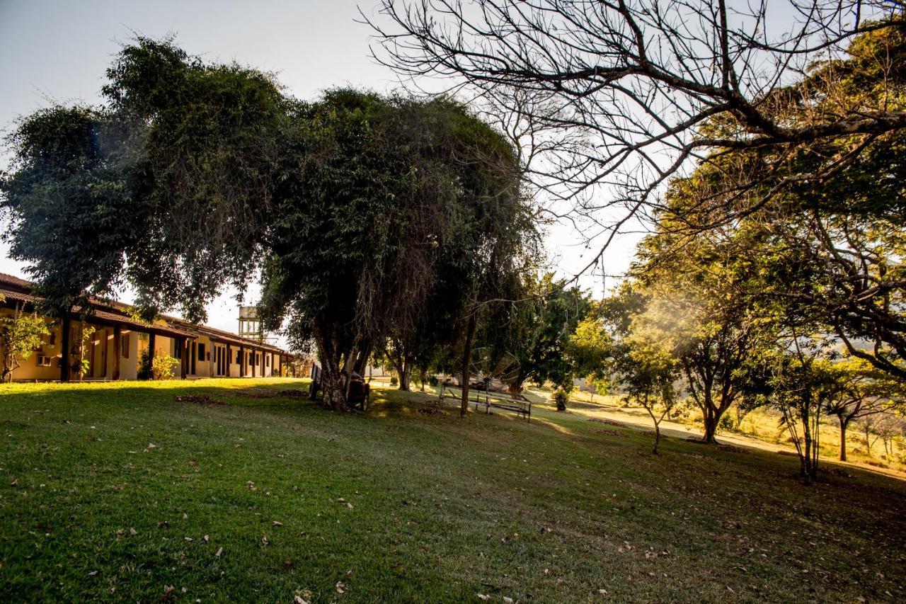 Pousada E Espaco Flor Da Serra Cruzeiro  Bagian luar foto